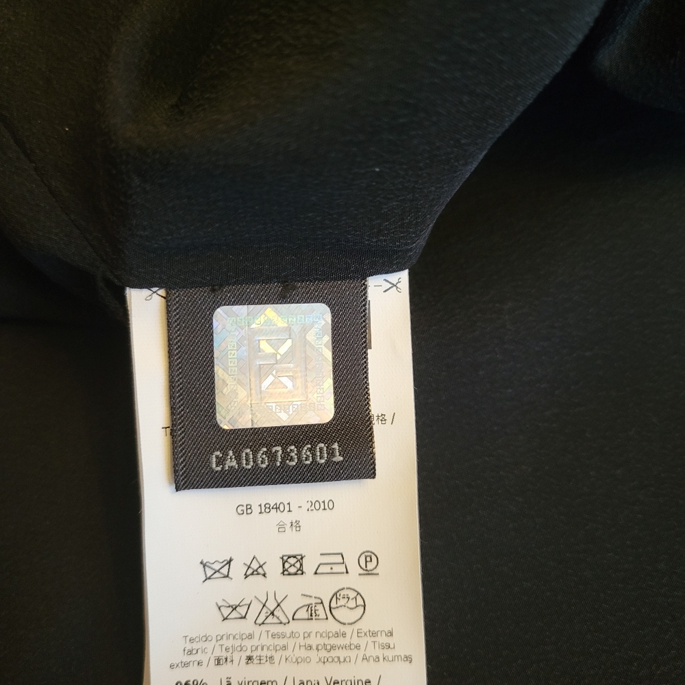 NWOT Fendi women's blazer navy size 46 w/ pockets - Picture 3 of 6